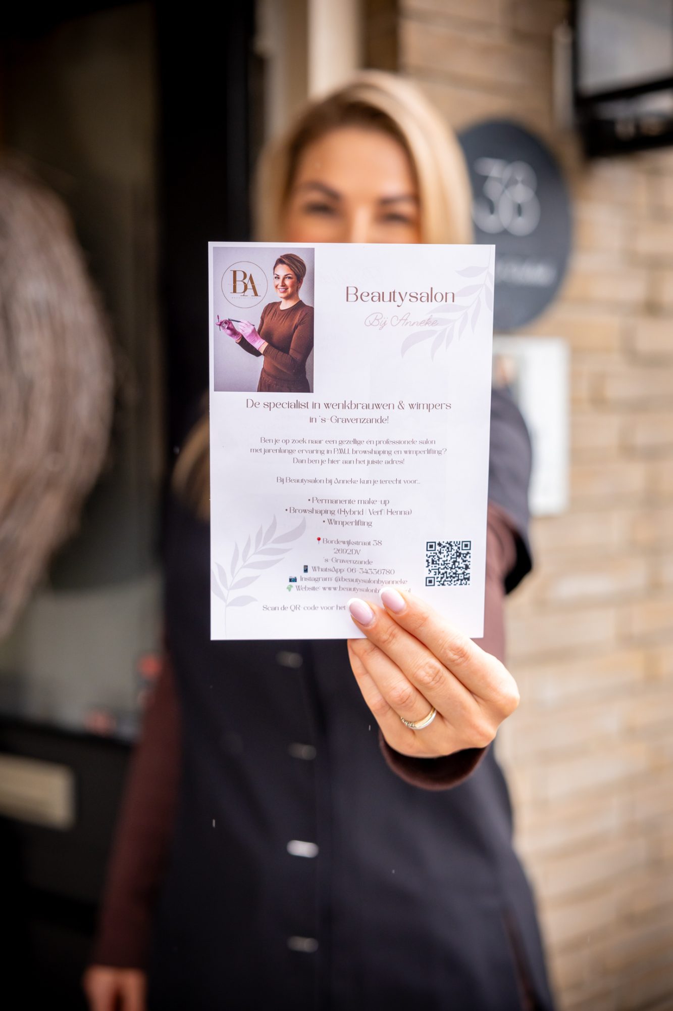De flyer van de salon