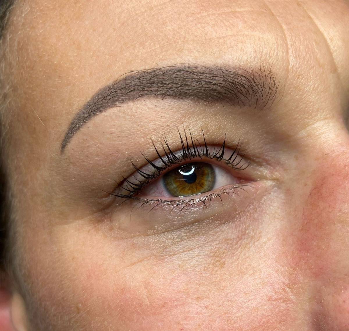 Wimperlifting bij lichte wimpers